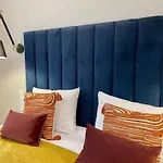Golden Queen Apartment City Center